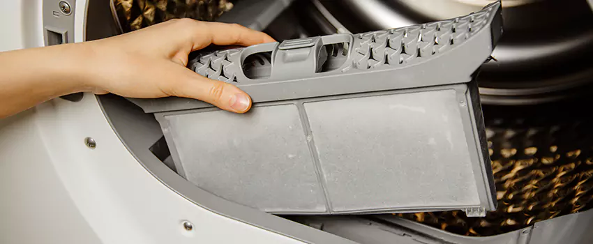 Signs Of A Clogged Dryer Lint Trap in Lexington, Massachusetts